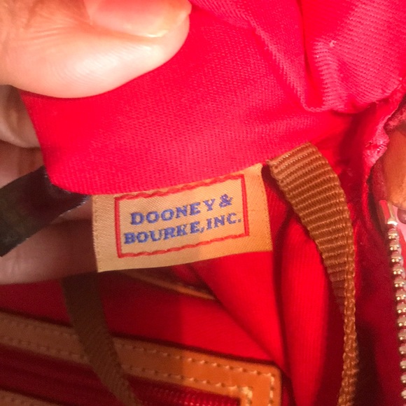 Dooney & Bourke - SOLD - Picture 6 of 8